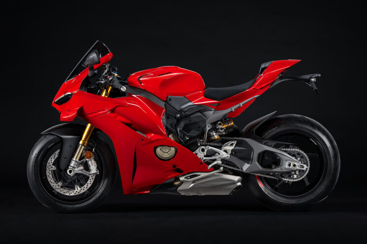 2025 Ducati Panigale V4 superbike