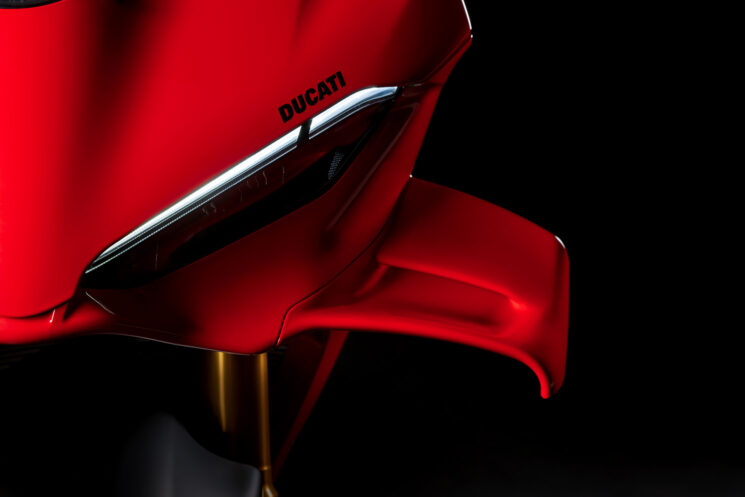 2025 Ducati Panigale V4 superbike