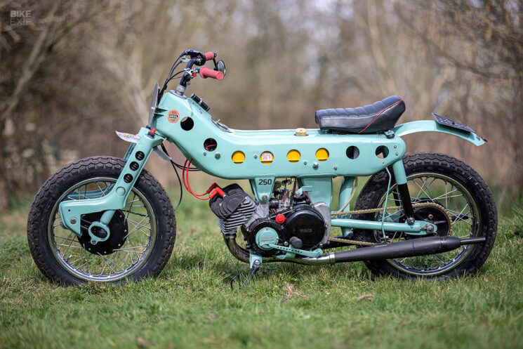Custom Ariel Leader two-stroke by Ivan Counsell