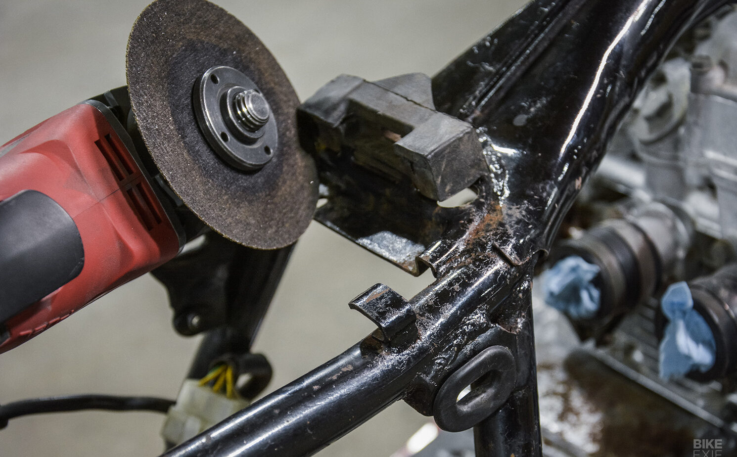 Trimming Tabs Honda CB550F