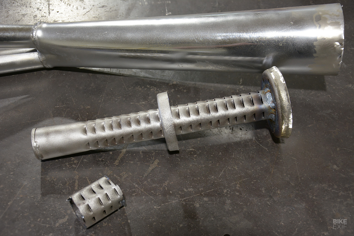 Honda CB550 Custom Exhaust