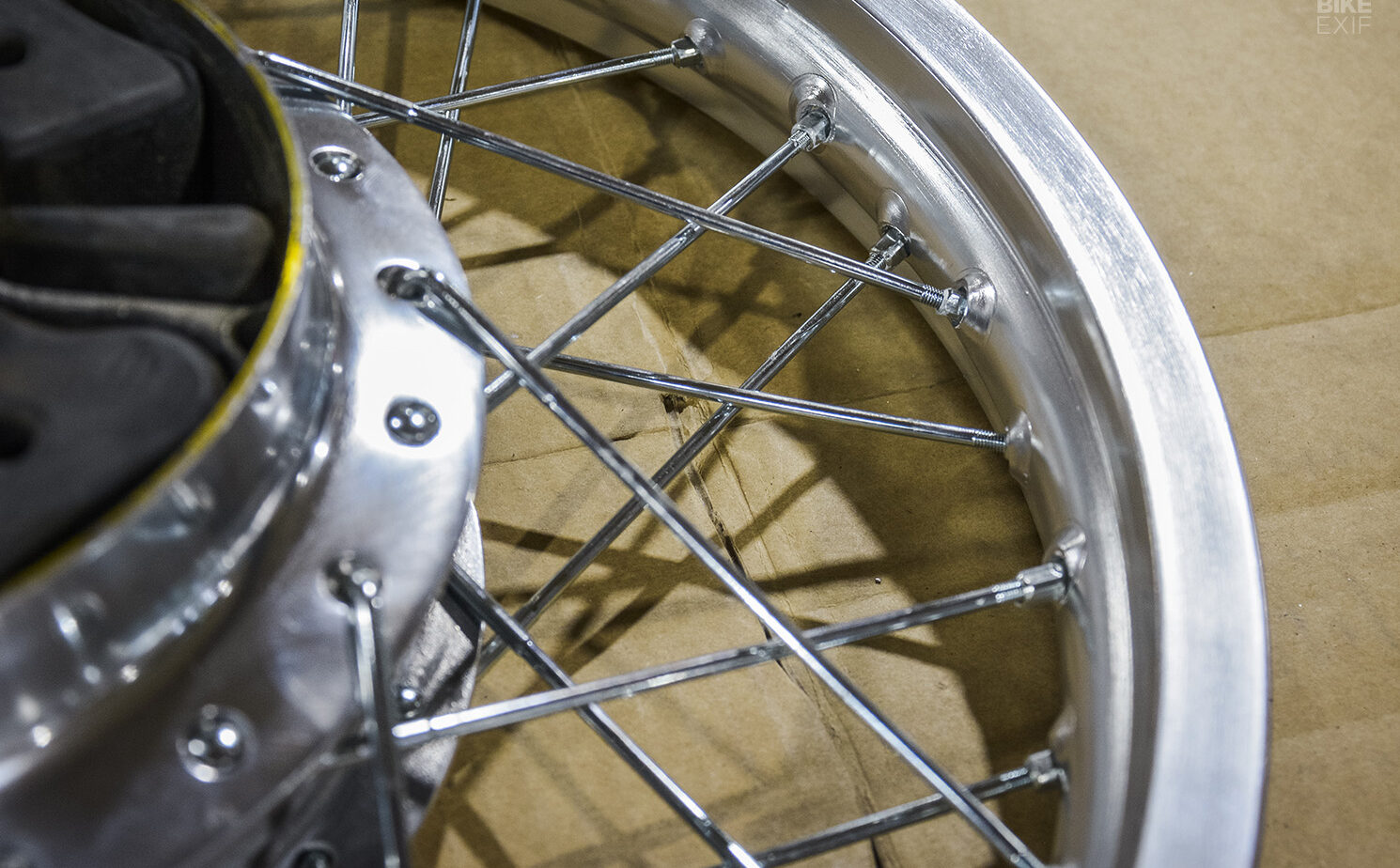 Lacing Honda CB550 Wheels