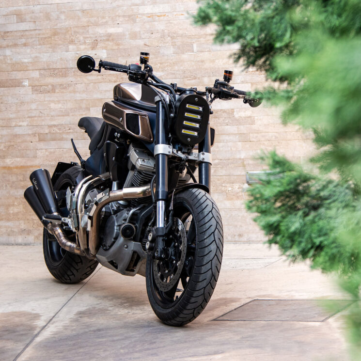 Custom Yamaha MT-01 by Francesco Paura