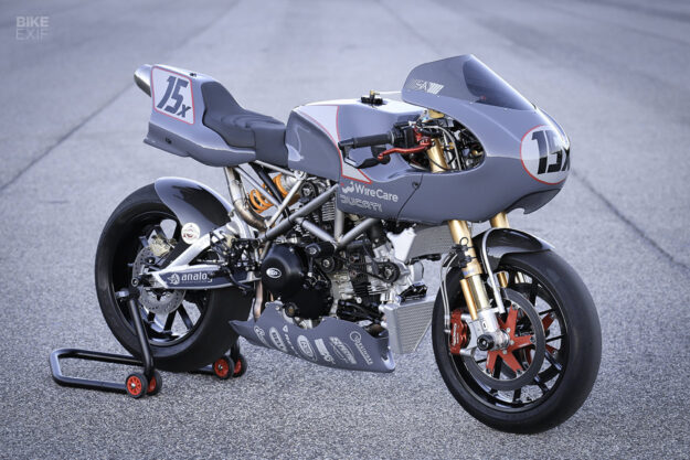 Ducati 1000 DS race bike by Analog Motorcycles