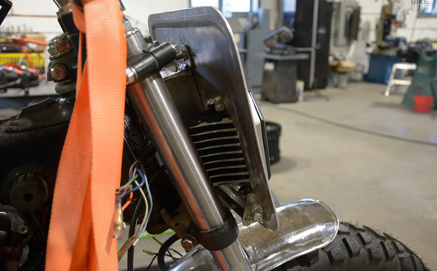 Bike EXIF Honda CB550 Street Tracker Project