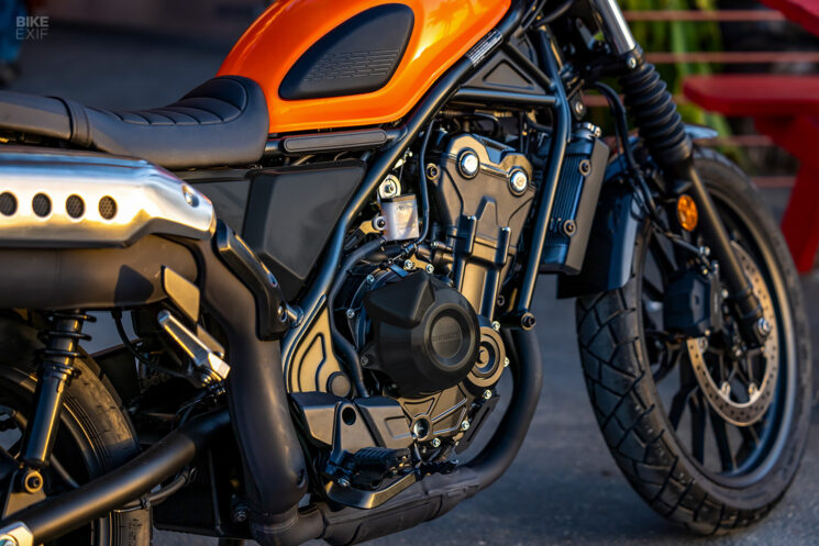 Honda SCL500