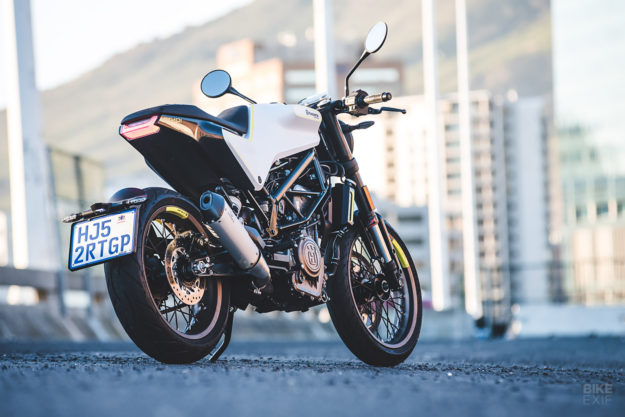 Review: The Husqvarna Vitpilen and Svartpilen 401