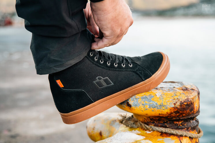 Icon Carga CE motorcycle sneakers review