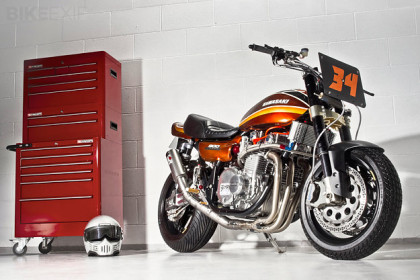 Kawasaki custom by Racefit