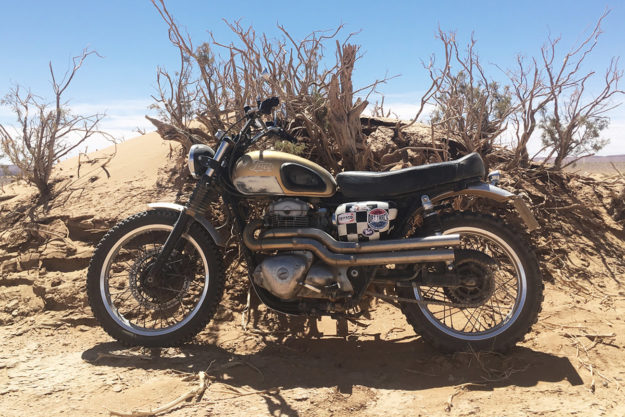 This Kawasaki W650 is the Perfect British Desert Sled