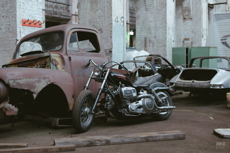 Three-cylinder Harley-Davidson Shovelhead