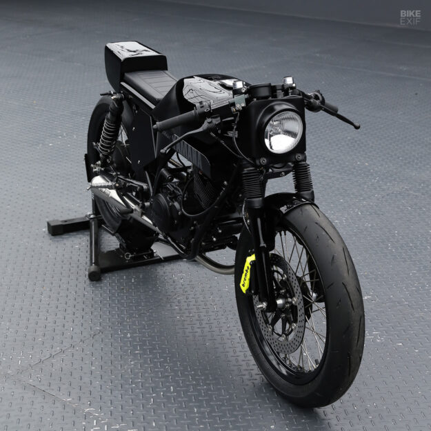 Yamaha SR150 café racer by Twentytwo Custom