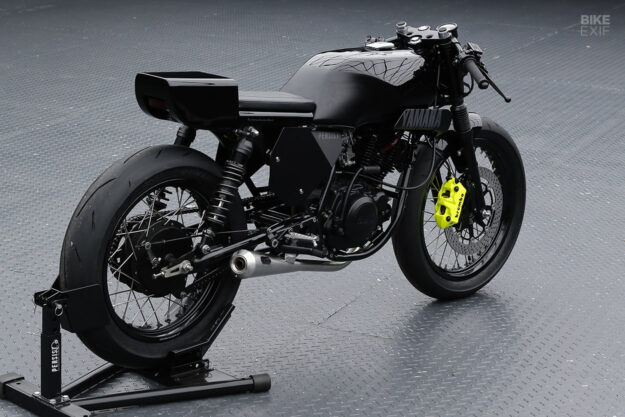 Yamaha SR150 café racer by Twentytwo Custom